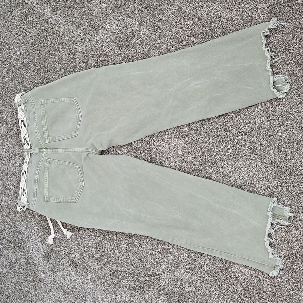 Women's Green Jean Ankle Length Pants Size 29 We The Free Brand With Belt - Picture 7 of 16